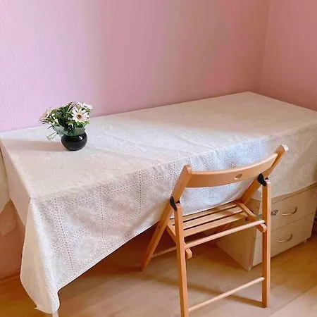 Apartment Clear And Cozy 21a